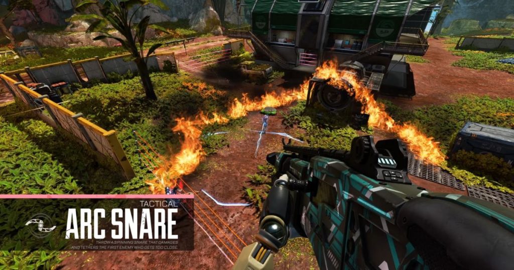 Ash's tactical ability, Arc Snare allows her to throw a projectile that tethers enemies in a small area of effect, slows them down and stops them from escaping.