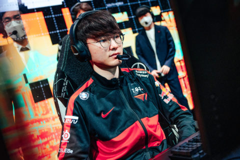 “Ele é um jogador muito agressivo. Estou animado para vê-lo jogar no futuro”, disse Faker da T1 sobre a nova revelação Jojopyun