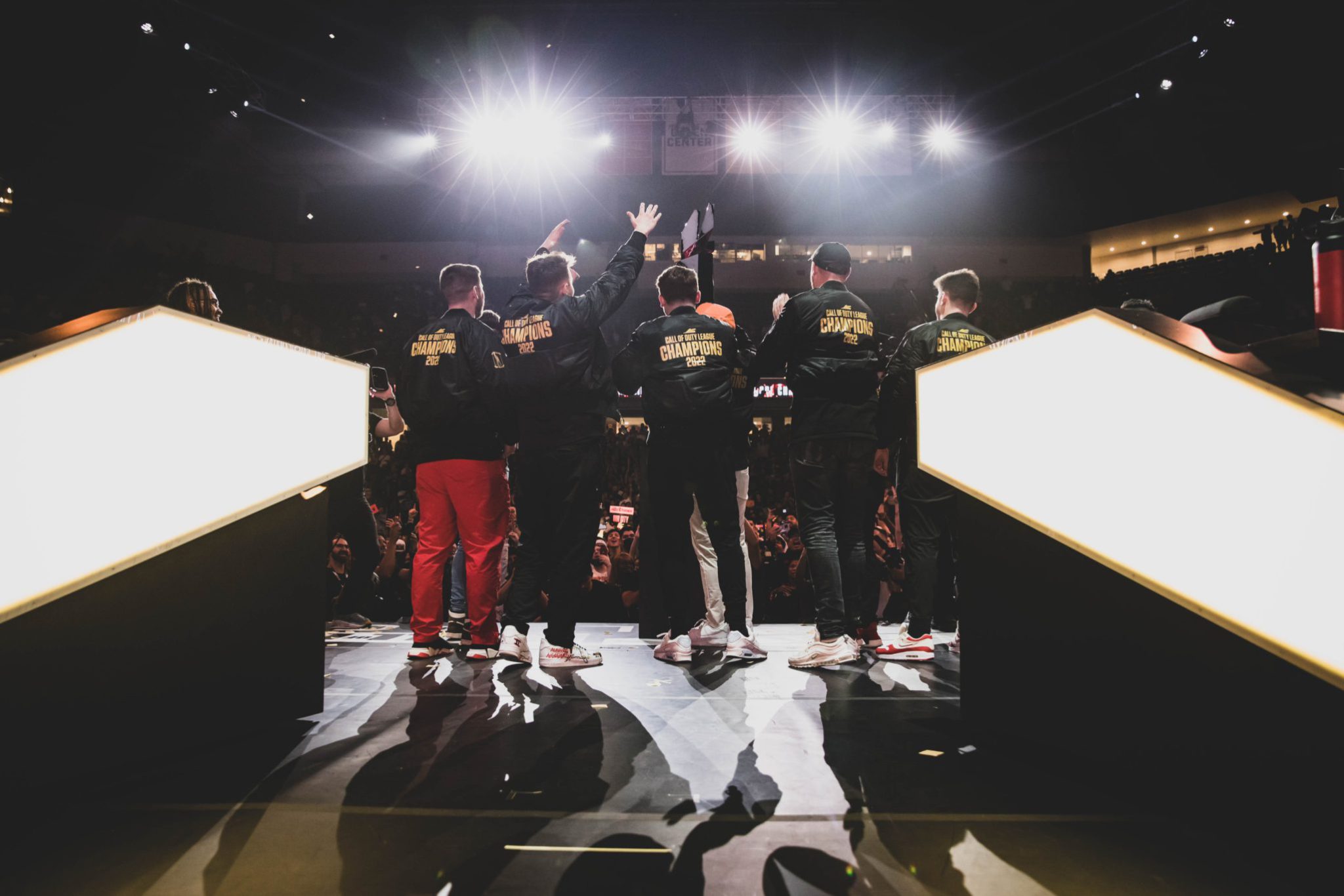 LA Thieves Crowned 2022 Call of Duty World Champions Esports Esports.gg