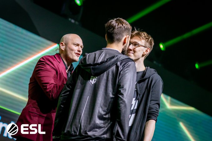 Entity and TSM face off in an intense stare down
