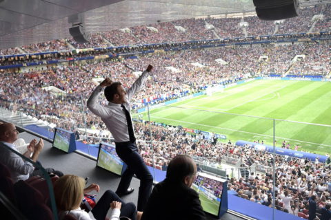 Emmanuel Macron makes commitment to esports in new message: “France will host two exceptional esports events in 2023 and 2024”