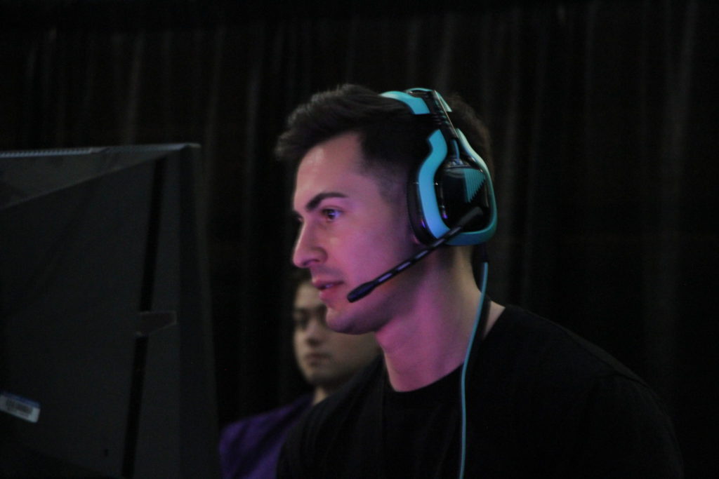 Call of Duty Challengers unable to get team passes to first Open event of the season 2 Massive names in the competitive Call of Duty scene attend Challengers events. This includes Doug "Censor" Martin